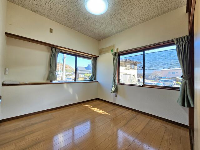 瑞浪市松ヶ瀬町4丁目中古戸建の洋室|洋室4.5帖