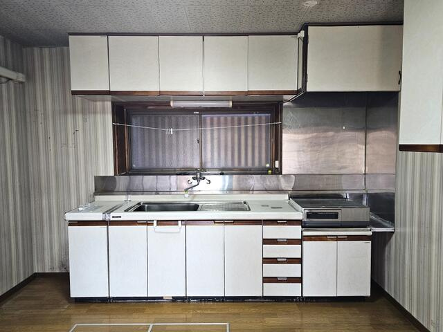 瑞浪市松ヶ瀬町4丁目中古戸建のキッチン|キッチン