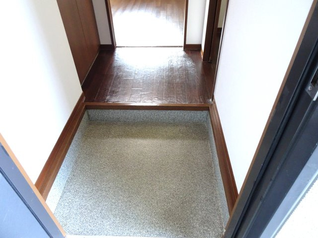 クレールロジュマンの玄関