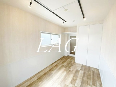 【寝室】 | カオス目黒 | 室内です。