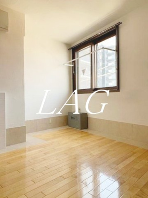 【居間・リビング】 | エリュシオン | 洋室のお部屋です。