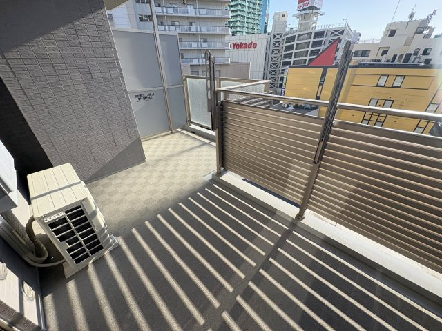 アドレシアのバルコニー