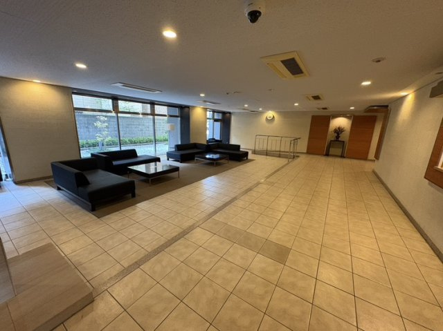 アドレシアのロビー