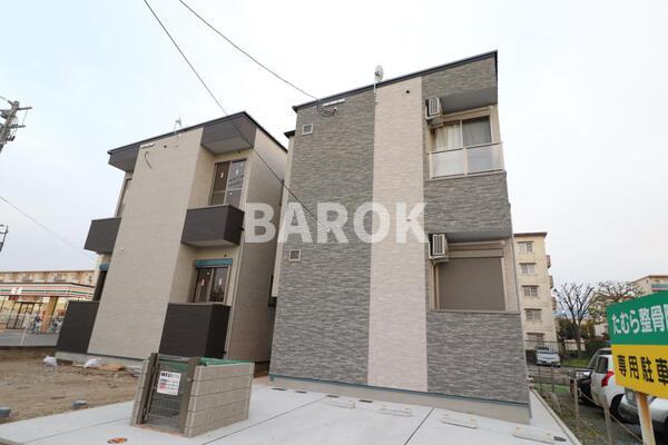 シーエスコートの外観