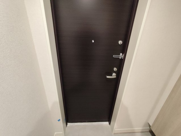 リーヴェル新小岩プレミオの玄関