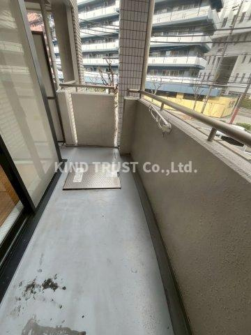 アルプス西梅田のバルコニー|開放的で明るい空間を演出してくれるバルコニーです