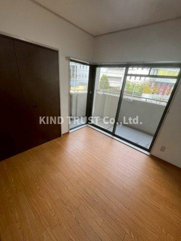 アルプス西梅田の居間・リビング|ゆったりとしたリビングです