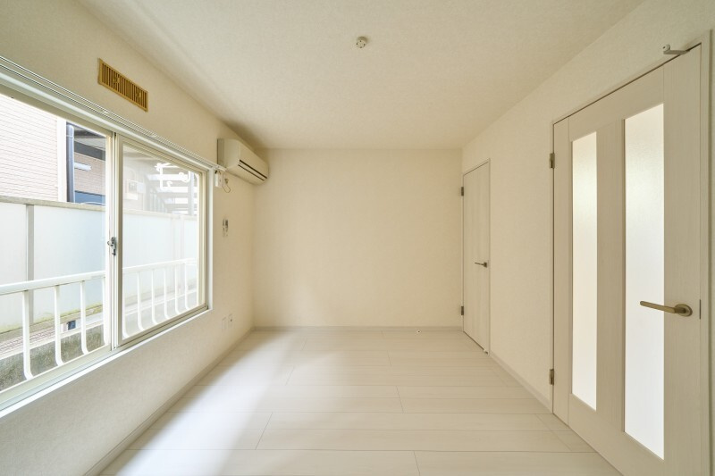 ハイツ蘭の洋室