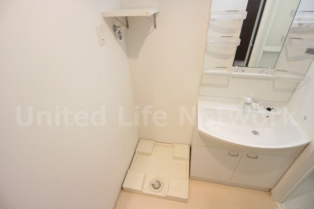 【設備】 | KSスクエア江坂 | 室内洗濯機置き場で毎日の家事もラクラク！