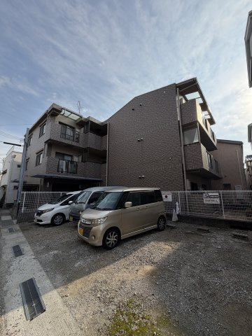 ベージュ野田の駐車場
