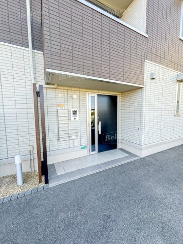 DICEのエントランス|オートロック付きで安心です★