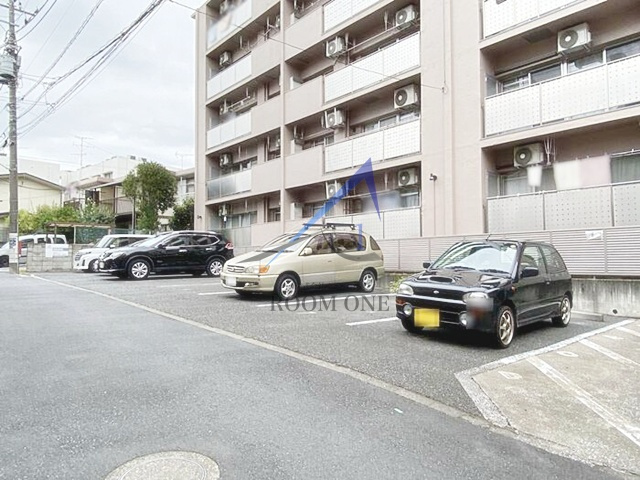 クロフトの駐車場|駐車場です。