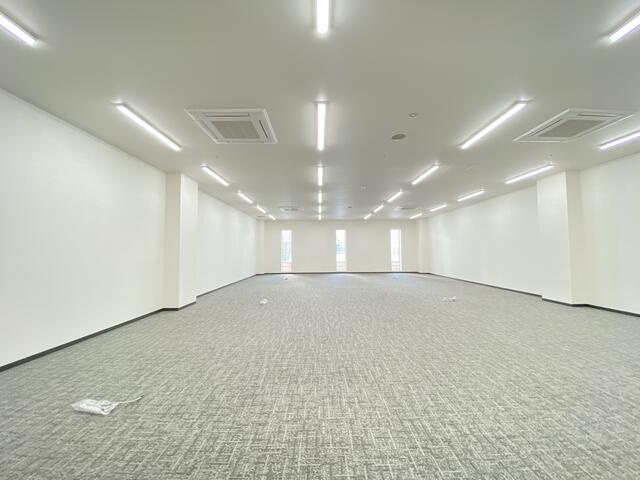 ＣＯＣＯＬＡ　ＡＶＥＮＵＥ