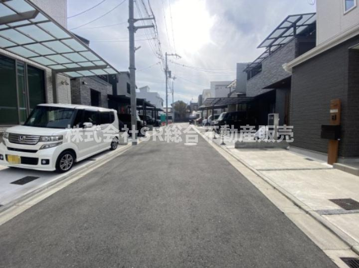 中石切町2丁目中古戸建の前面道路含む現地写真|弊社は中古戸建のご紹介、その後のリフォームのご提案、
賃貸物件のご紹介、すべてご対応可能です。
お客様にあったプランをご提案致します。
まずはお問合せ下さいませ。