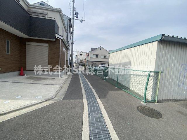 中石切町2丁目中古戸建の前面道路含む現地写真