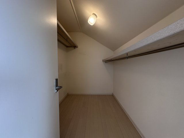 神戸市西区玉津町高津橋戸建の収納