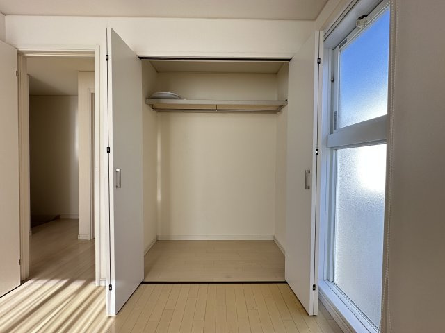 神戸市西区玉津町高津橋戸建の収納