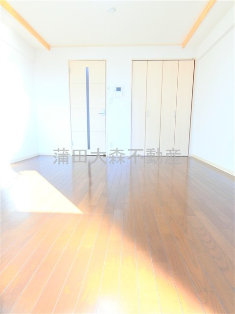 ヴィラSKの居間・リビング