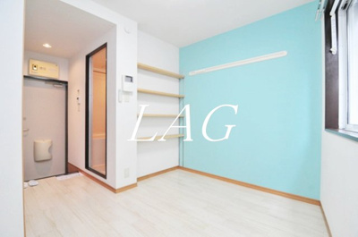 【居間・リビング】 | アミューズ上高田Ⅱ | 洋室のお部屋です。