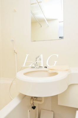 【玄関】 | アミューズ上高田Ⅱ | 玄関です。