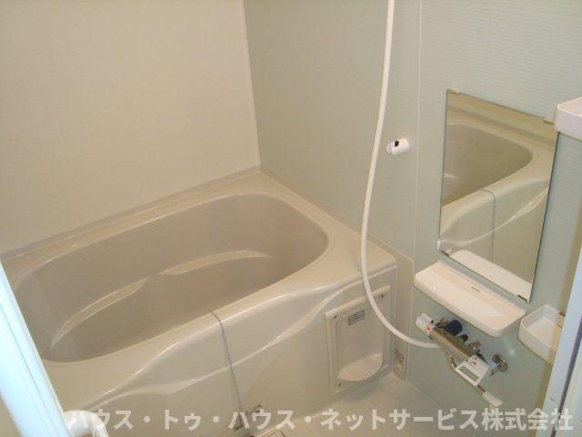 ストーン　フィールドの浴室