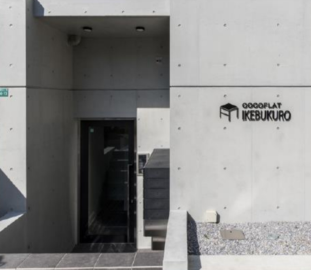 COCOFLAT池袋のエントランス