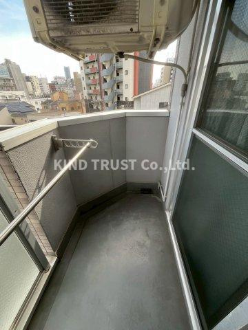 IF西梅田のバルコニー|開放的で明るい空間を演出してくれるバルコニーです