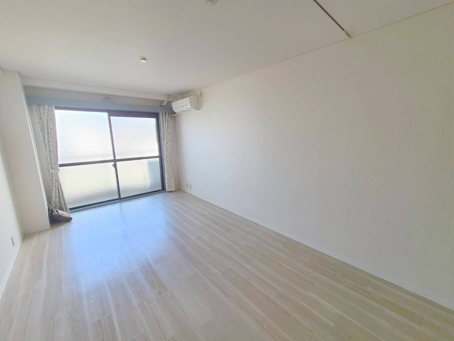 シャンテムーランの居間・リビング