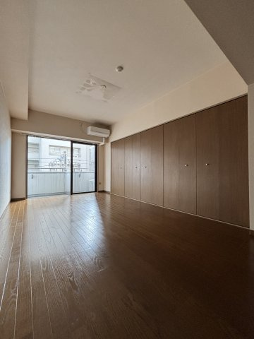 リヴェール湘南の洋室