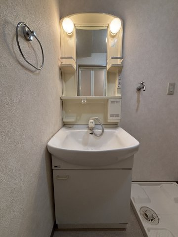 リヴェール湘南の洗面所