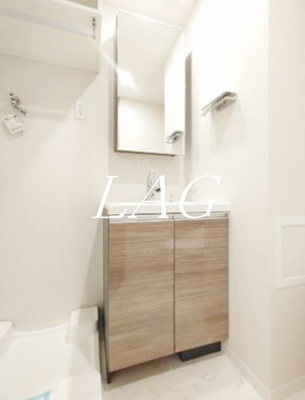 【洗面所】 | クレイシア横浜ヴェール | 独立洗面台です。