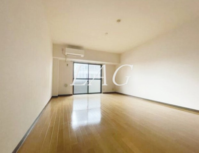 【居間・リビング】 | フォーリア | 洋室のお部屋です。