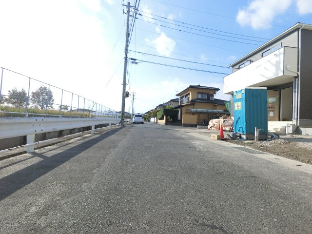佐賀市本庄町本庄第12　1号棟の前面道路含む現地写真|前面道路含む現地写真です