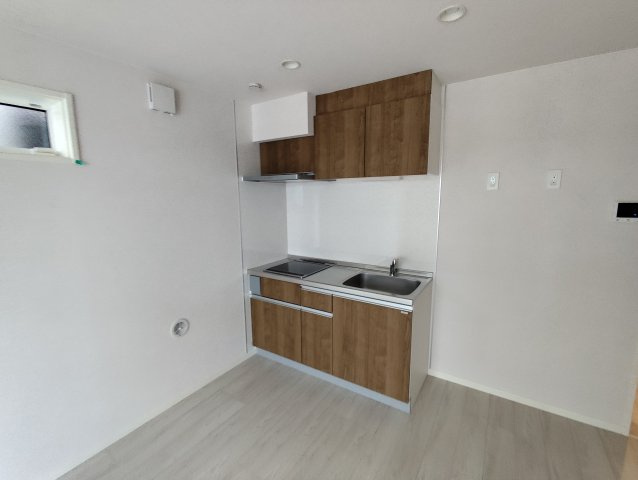 リーヴェル新小岩プレミオのキッチン