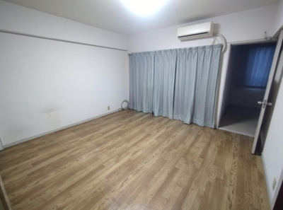 【洋室】 | 塩屋住宅3号棟