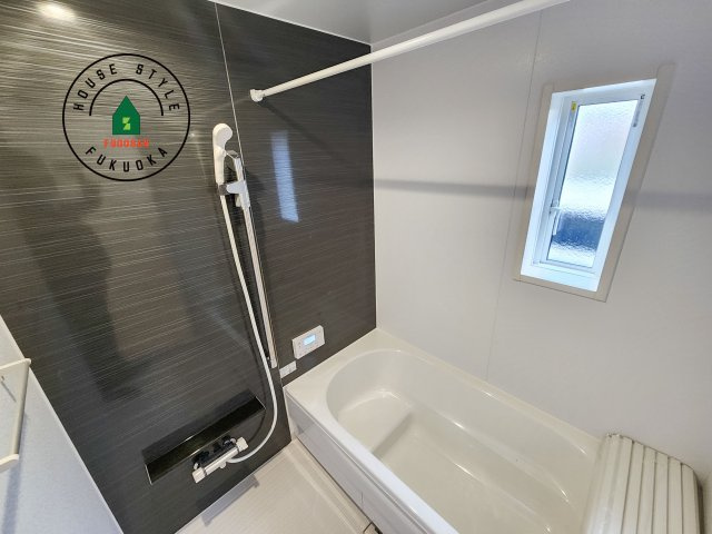 大野城市乙金台2丁目第2-1棟（1号棟）の内観：施工例|浴室は一日の疲れを癒す場所だから、家族みんながゆったりできる快適設計。追い炊き機能付きオートバス。安定した温度で、いつでも快適に入浴できます。