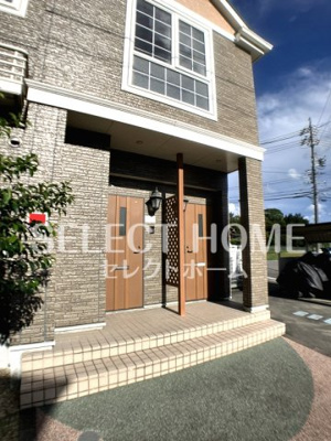 【エントランス】 | ボーシャルダンＣ | ゆとりのあるエントランスです