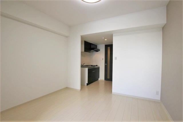 グランツ鶴見の居間・リビング