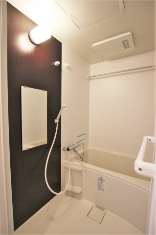 グランツ鶴見の浴室