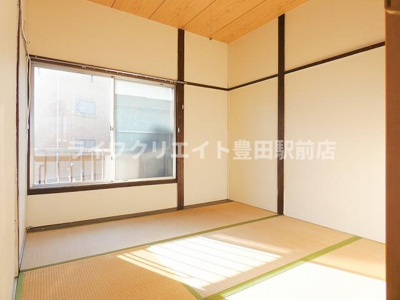 【寝室】 | 豊田4丁目貸家