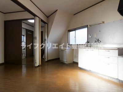 【居間・リビング】 | 豊田4丁目貸家