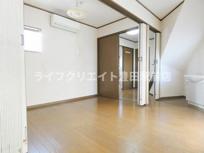 【居間・リビング】 | 豊田4丁目貸家 | ※クリーニング、畳表替え予定