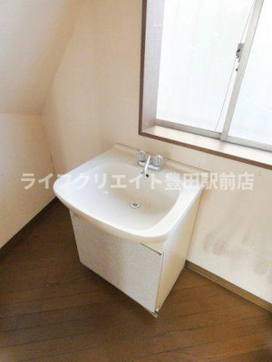 【独立洗面台】 | 豊田4丁目貸家 | ※クリーニング、畳表替え予定