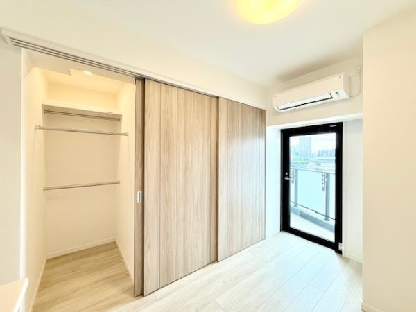 アジールコート町屋の居間・リビング