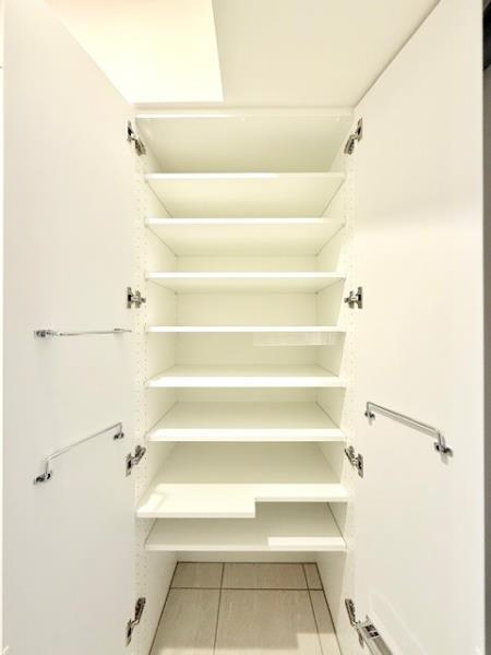 アジールコート町屋の居間・リビング