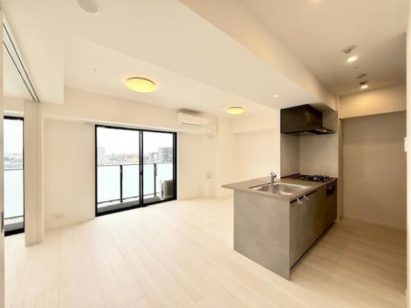 アジールコート町屋の居間・リビング