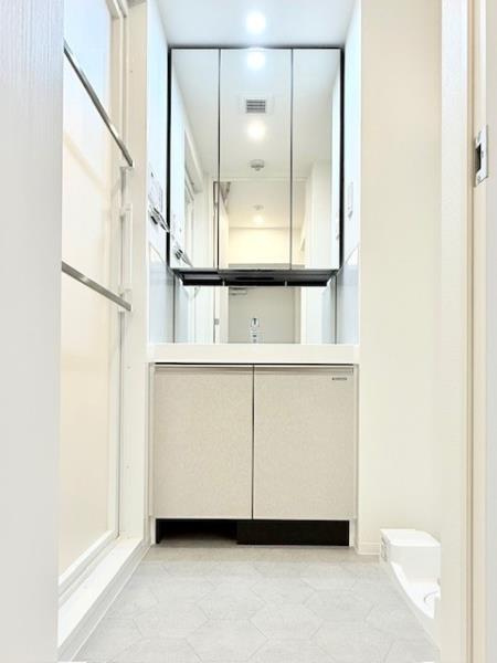 アジールコート町屋の洗面所