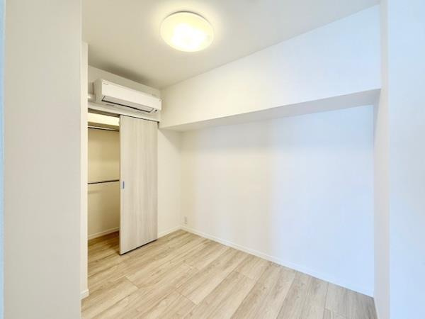 アジールコート町屋の居間・リビング