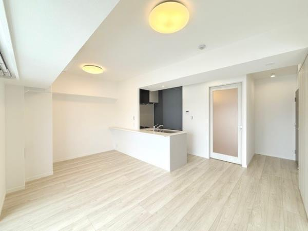 アジールコート町屋の居間・リビング