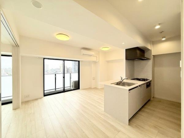 アジールコート町屋の居間・リビング